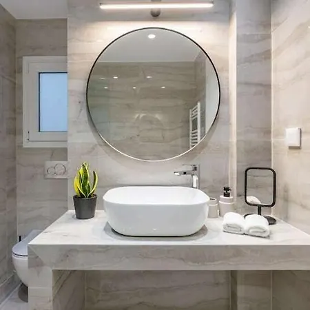 Trendy Athenian Apartment